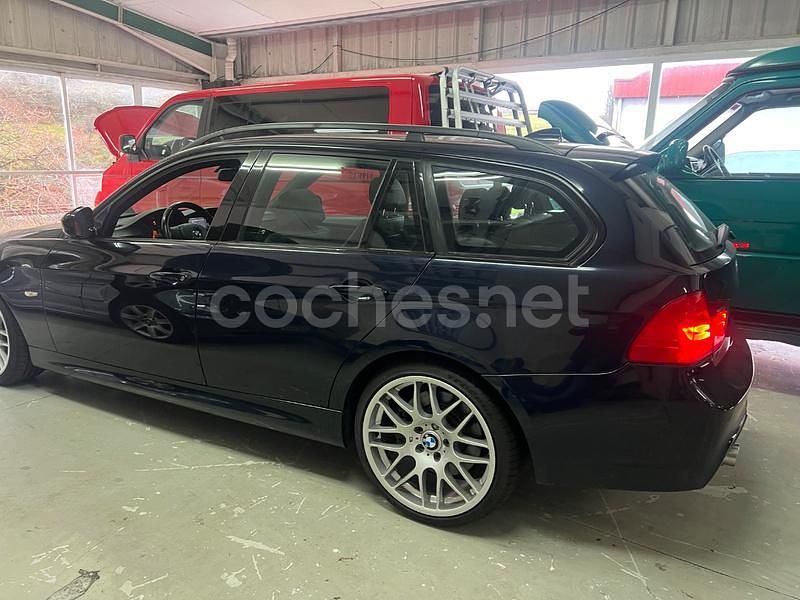 Usado BMW 335 286 CV (210 kW) 2011 Azul Familiar