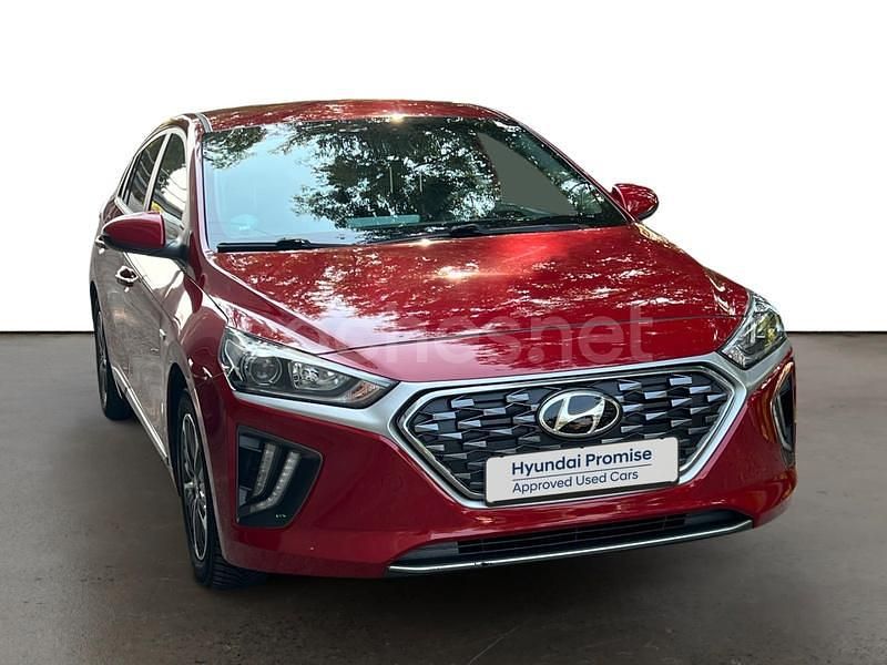 Usado Hyundai Ioniq 141 CV (103 kW) 2021 Granate Utilitario