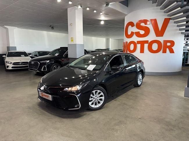 Usado Toyota Corolla Sol 126 CV (92 kW) 2023 Negro Berlina