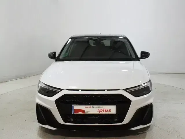 Usado Audi A1 Black Edition 116 CV (85 kW) 2025 Blanco SUV