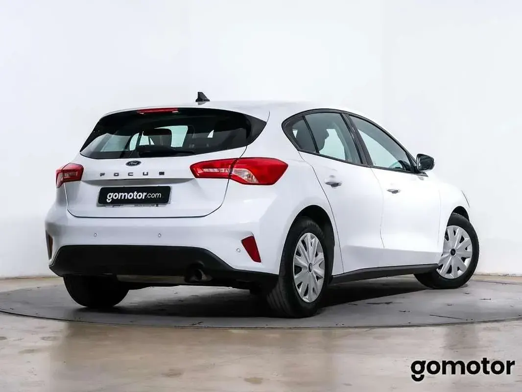 Usado Ford Focus Trend 150 CV (110 kW) 2021 Blanco Berlina