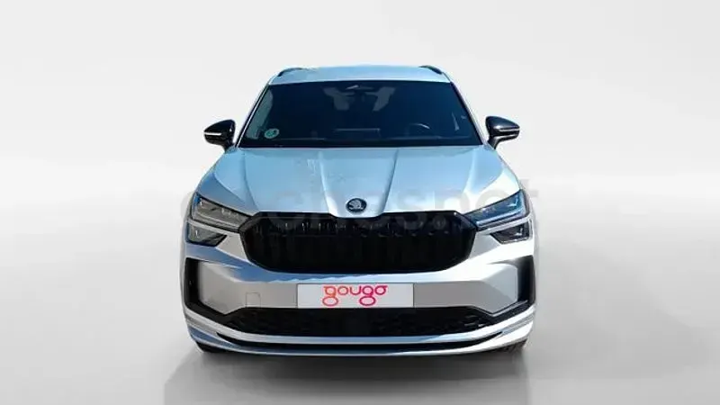 Usado Skoda Kodiaq SportLine 150 CV (110 kW) 2025 Gris / plata SUV