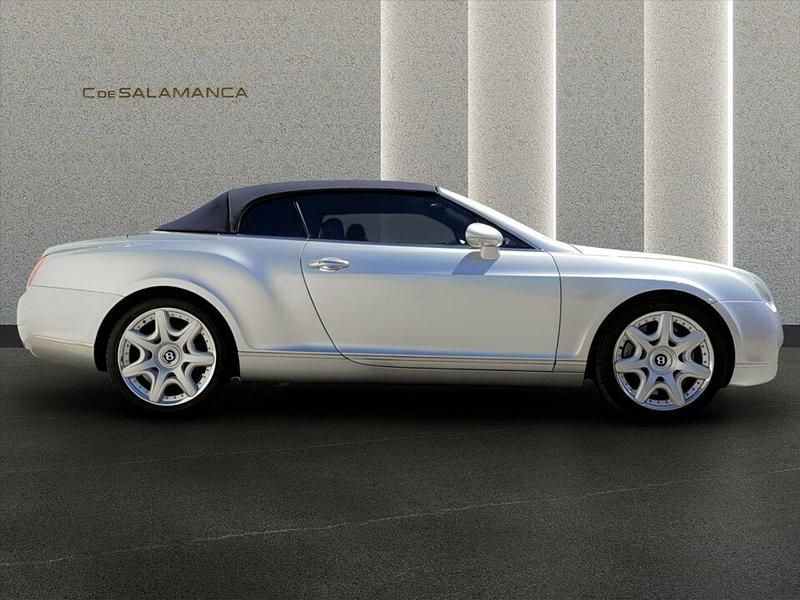Usado Bentley Continental 560 CV (411 kW) 2008 Plata Berlina