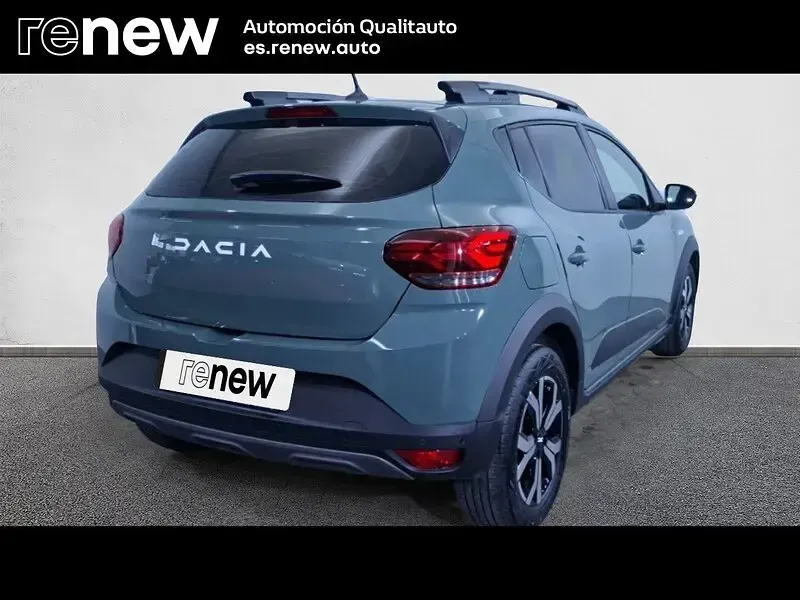 Usado Dacia Sandero Expression 100 CV (73 kW) 2023 Gris Berlina