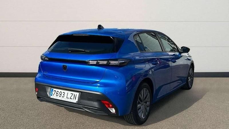 Usado Peugeot 308 Active 110 CV (80 kW) 2022 Azul Utilitario