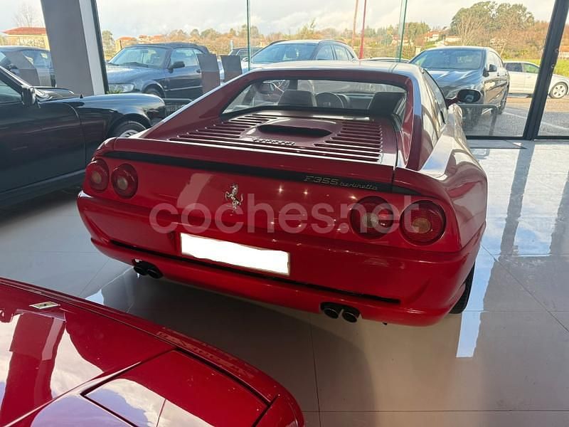 Usado Ferrari F355 380 CV (279 kW) 1995 Rojo Coupe