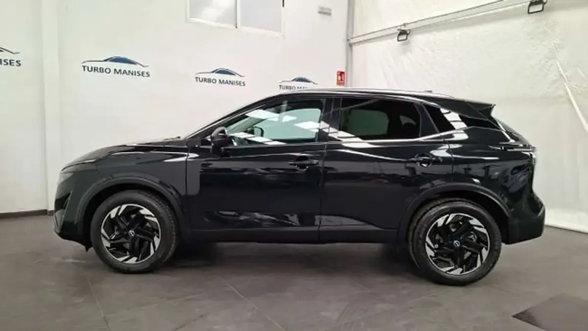Usado Nissan Qashqai N-Connecta 140 CV (102 kW) 2025 Negro SUV