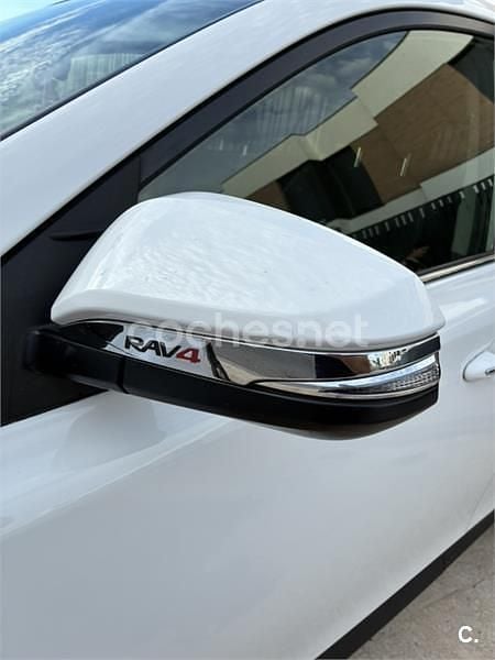 Usado Toyota RAV4 Advance 124 CV (91 kW) 2014 Blanco SUV