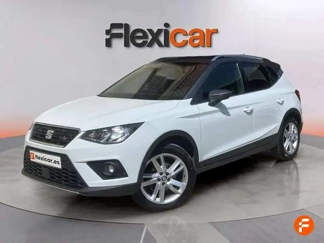 Usado Seat Arona FR 150 CV (110 kW) 2018 Blanco SUV