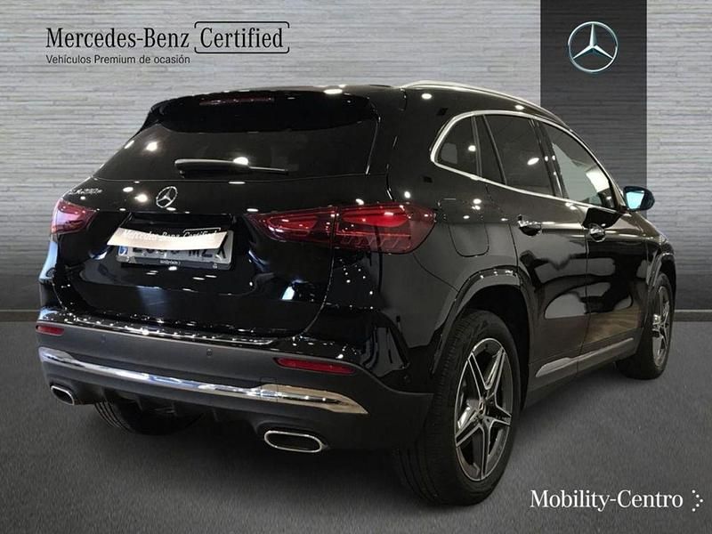 Usado Mercedes GLA250 AMG line 218 CV (160 kW) 2025 Negro SUV