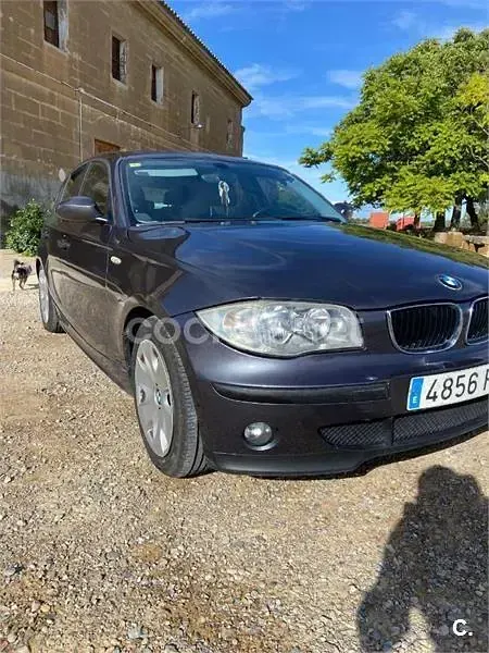 Usado BMW 118 129 CV (94 kW) 2007 Marrón Utilitario