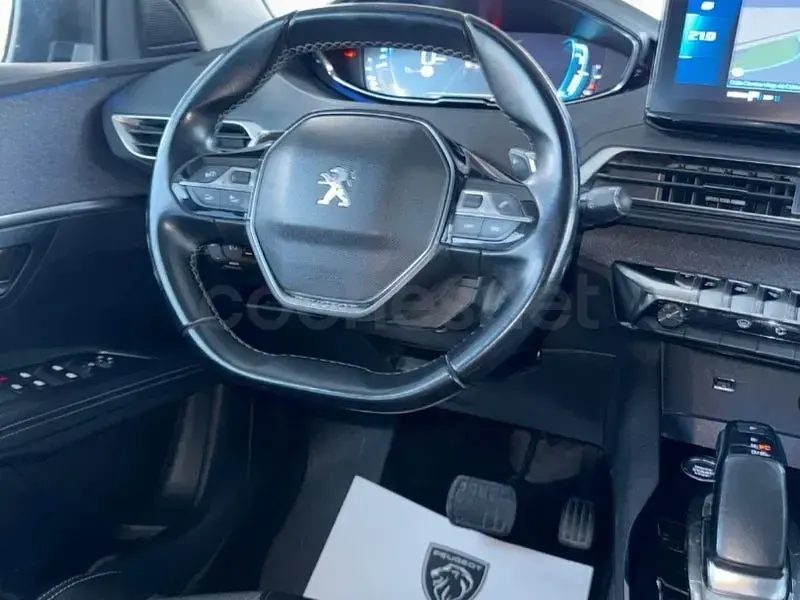 Usado Peugeot 3008 Allure 225 CV (165 kW) 2022 Negro SUV