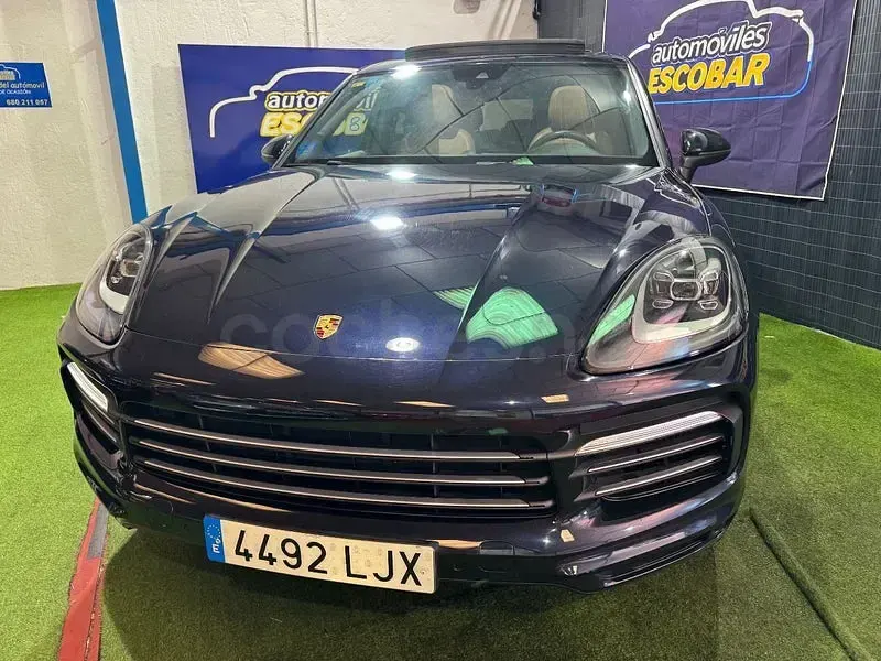 Usado Porsche Cayenne E-Hybrid 462 CV (339 kW) 2020 Negro SUV