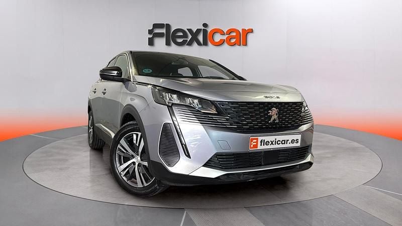 Begagnad Peugeot 3008 Allure 131 HK (96 kW) 2024 SUV