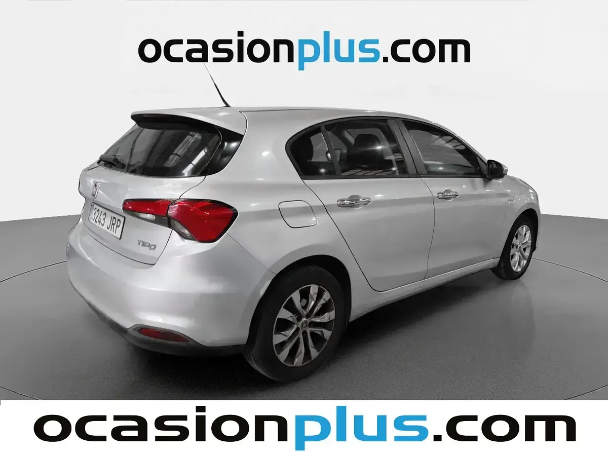 Usado Fiat Tipo Easy 95 CV (69 kW) 2016 Gris Utilitario