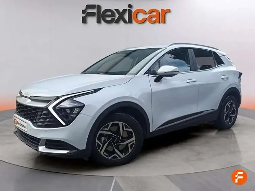 Usado Kia Sportage 136 CV (100 kW) 2025 Blanco SUV
