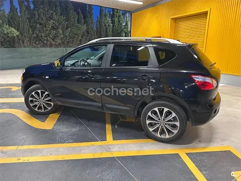 Usado Nissan Qashqai Premium Edition 140 CV (102 kW) 2012 Negro SUV