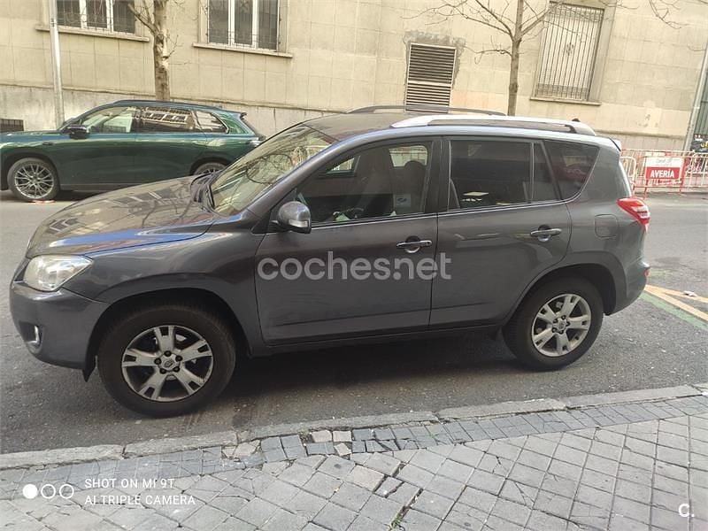 Usado Toyota RAV4 Advance 150 CV (110 kW) 2010 Gris / plata SUV