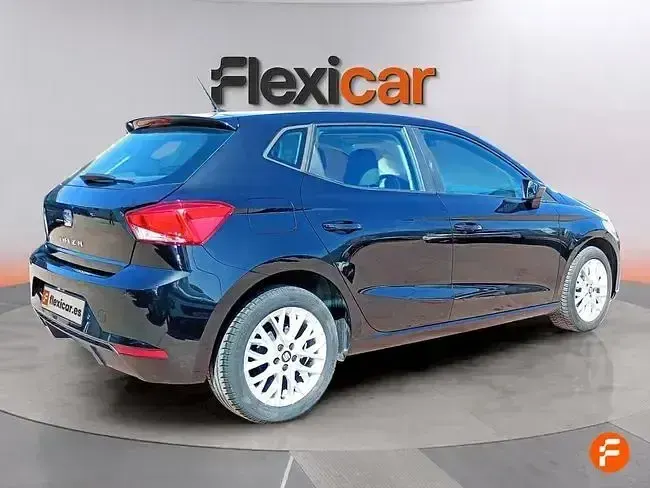 Usado Seat Ibiza FR 95 CV (69 kW) 2019 Negro Utilitario