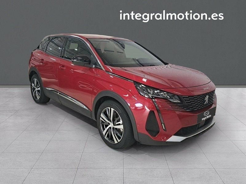 Usado Peugeot 3008 Allure 225 CV (165 kW) 2023 Rojo