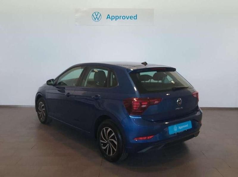 Usado VW Polo Life 95 CV (69 kW) 2024 Azul Utilitario