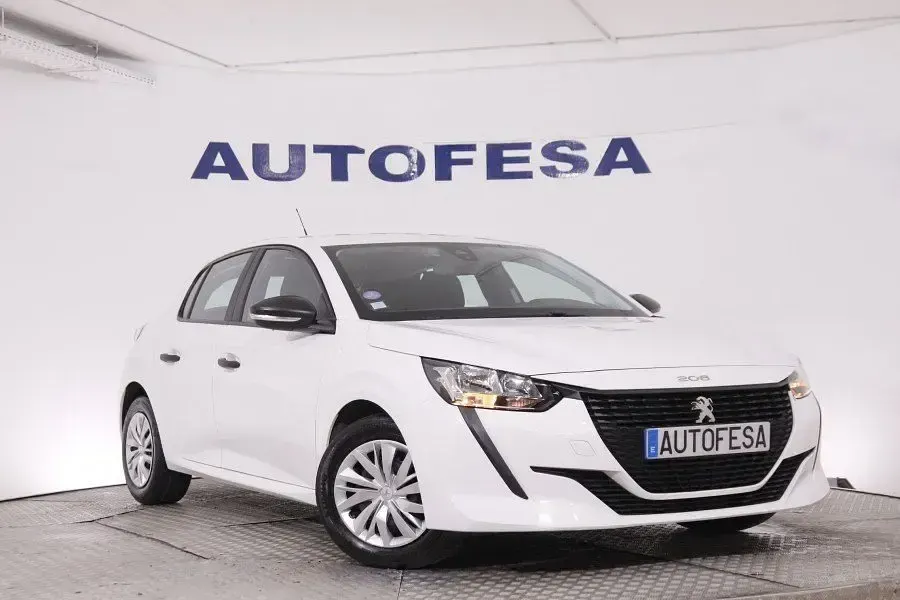 Usado Peugeot 208 75 CV (55 kW) 2021 Blanco Utilitario