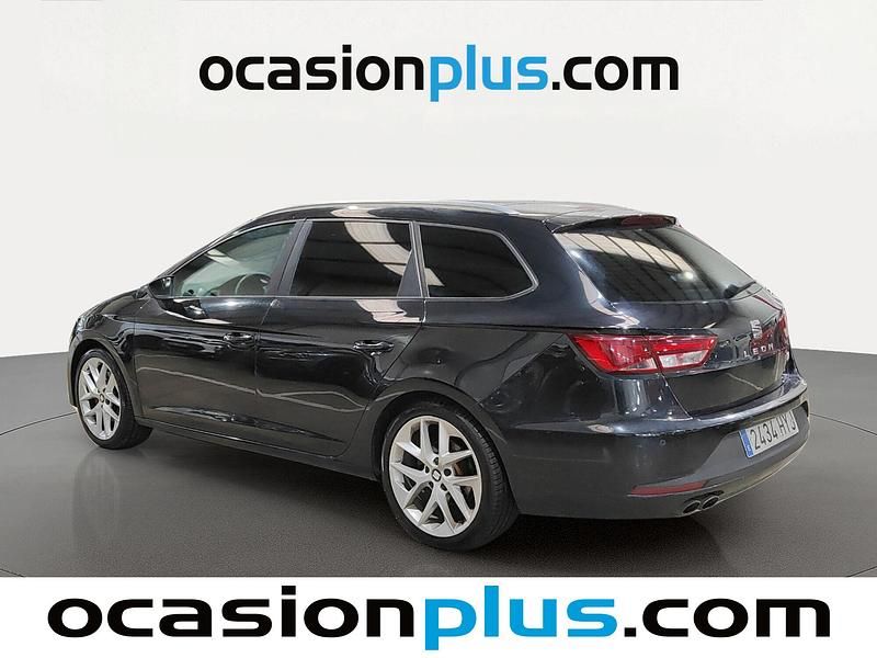 Usado Seat Leon FR 184 CV (135 kW) 2014 Negro Monovolumen