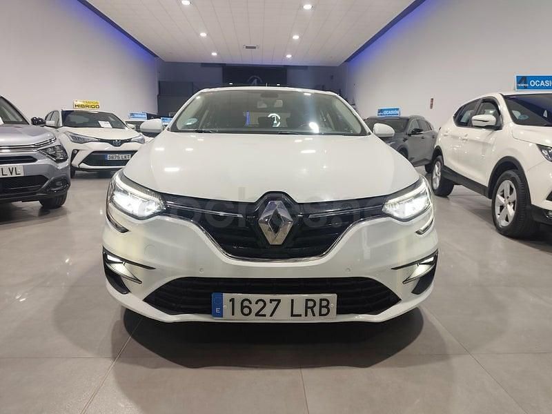 Usado Renault Mégane IV Life 115 CV (84 kW) 2021 Blanco Berlina