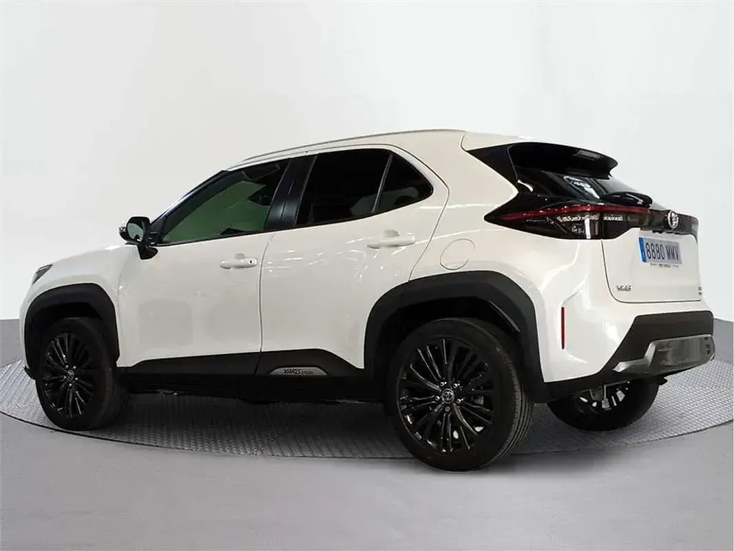 Usado Toyota Yaris Cross 116 CV (85 kW) 2024 SUV