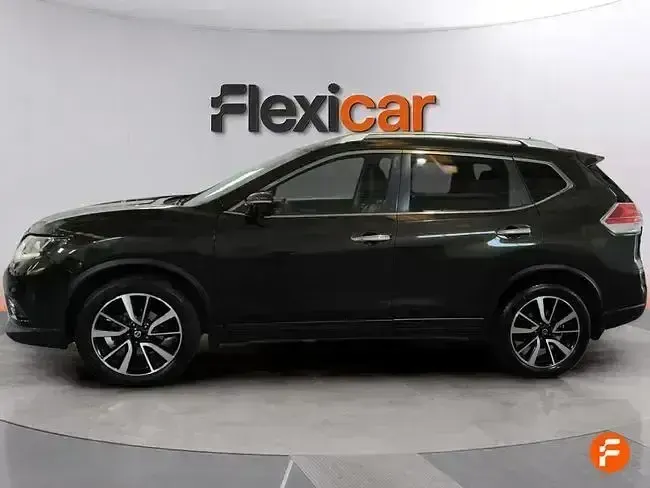 Usado Nissan X-Trail N-Connecta 130 CV (95 kW) 2018 Verde SUV