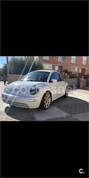 Usado VW New Beetle 90 CV (66 kW) 2000 Blanco Utilitario