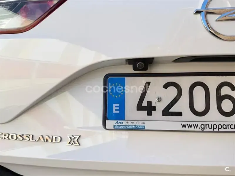 Usado Opel Crossland X Innovation 130 CV (95 kW) 2020 Blanco SUV