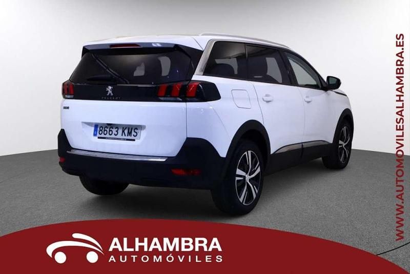 Usado Peugeot 5008 Allure 120 CV (88 kW) 2018 Monovolumen