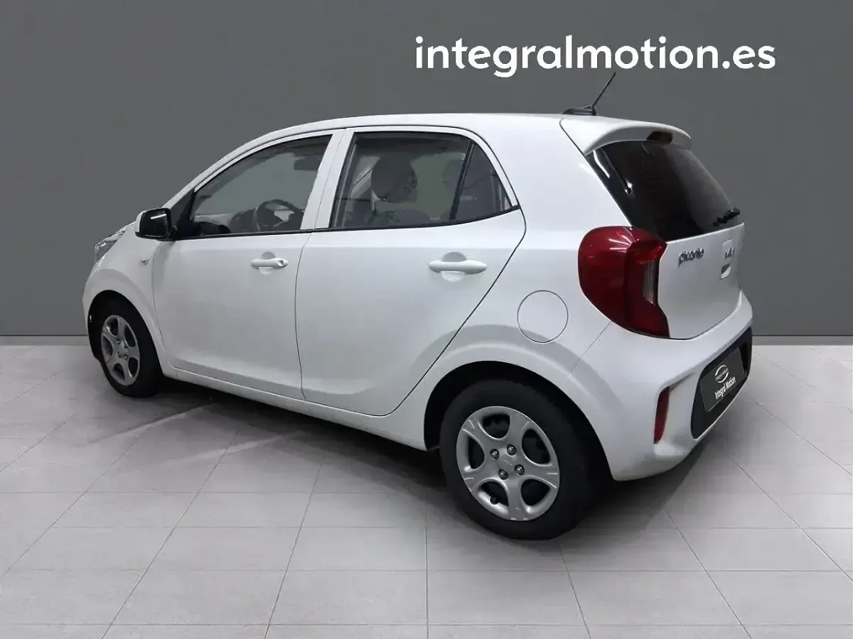 Usado Kia Picanto 67 CV (49 kW) 2022 Blanco Utilitario