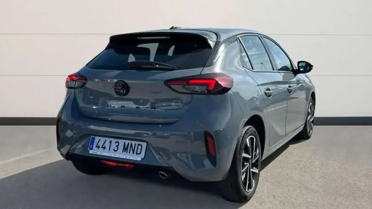 Käytetty Opel Corsa S 101 HP (74 kW) 2024 Harmaa Viistoperä