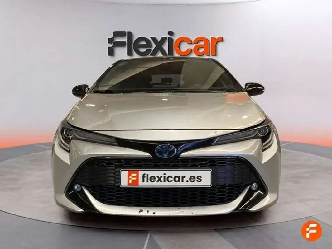 Usado Toyota Corolla Advance 180 CV (132 kW) 2020 Gris Berlina
