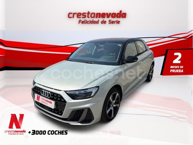 Gris / plata Usado 2023 Audi A1 Sportback Premium Utilitario | 21.990 € (Precio justo) - Imagen 1/4