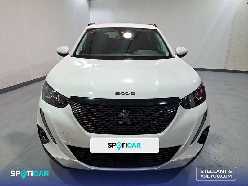 Usado Peugeot 2008 Allure 100 CV (73 kW) 2020 Blanco SUV