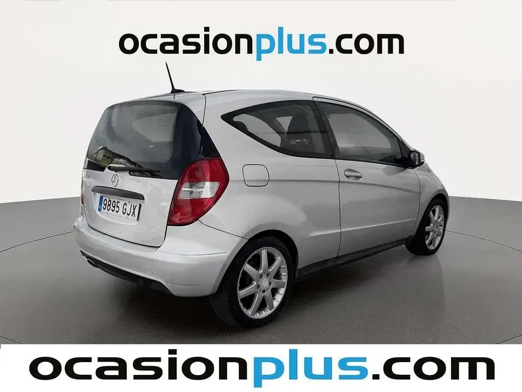 Usado Mercedes A150 Classic 95 CV (69 kW) 2008 Gris Utilitario