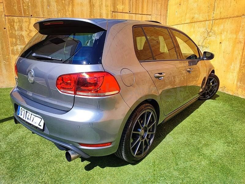 Usado VW Golf VII GTI 210 CV (154 kW) 2012 Gris / plata Berlina