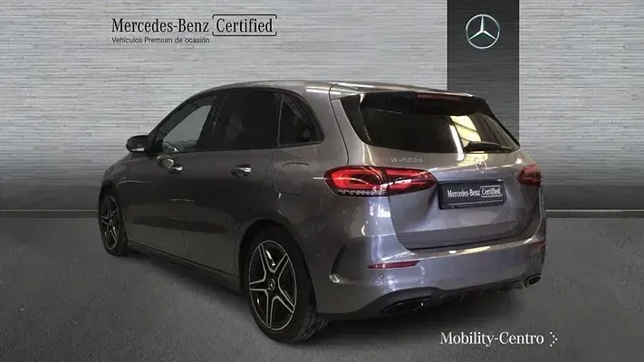 Usado Mercedes B200 AMG line 150 CV (110 kW) 2021 Utilitario