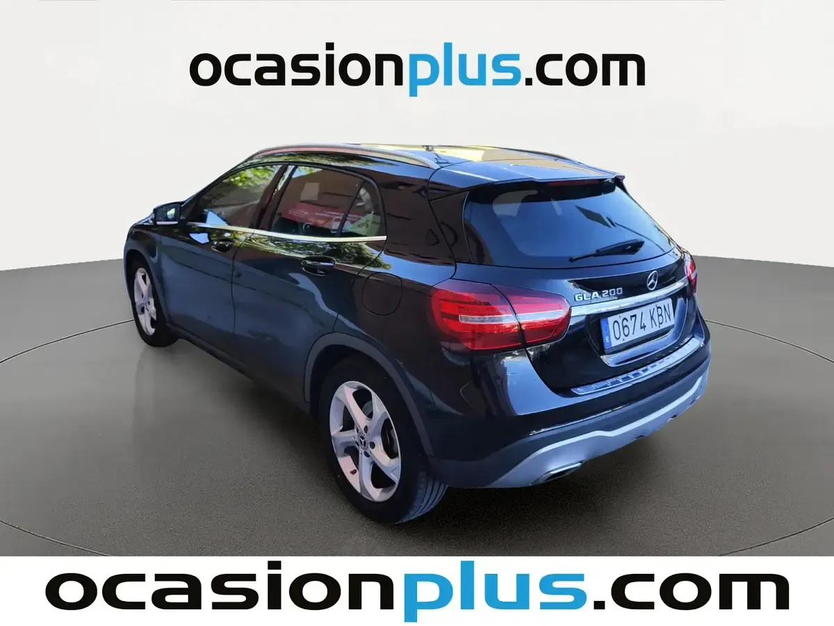 Używany Mercedes GLA200 156 KM (114 kW) 2017 Czarny SUV