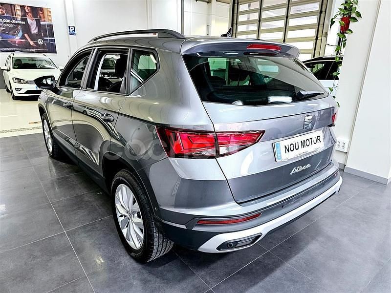 Usado Seat Ateca FR 150 CV (110 kW) 2024 Gris / plata SUV