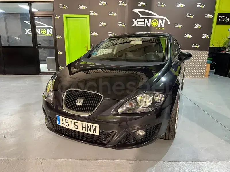Occasion Seat Leon Reference 105 PK (77 kW) 2013 Zwart Sedan