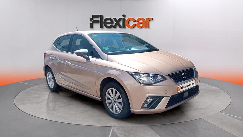Usado Seat Ibiza Style 115 CV (84 kW) 2018 Gris Utilitario