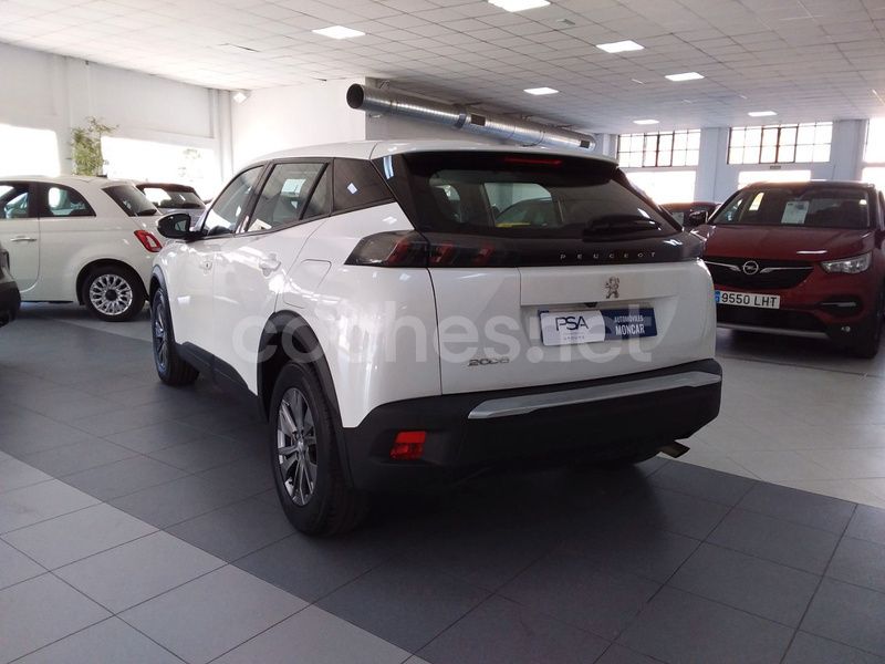 Usado Peugeot 2008 Allure 100 CV (73 kW) 2020 Blanco SUV