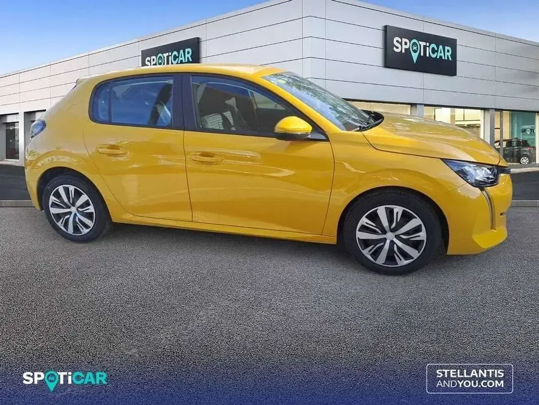 Usado Peugeot 208 Active 101 CV (74 kW) 2020 Amarillo Utilitario
