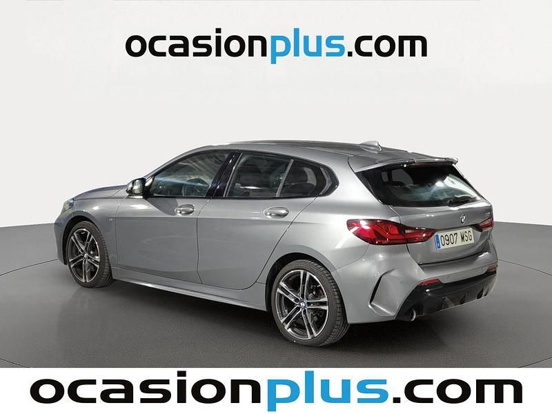 Usado BMW 118 136 CV (100 kW) 2024 Gris Utilitario