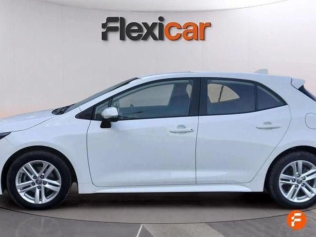 Usado Toyota Corolla Active 122 CV (89 kW) 2022 Blanco Berlina