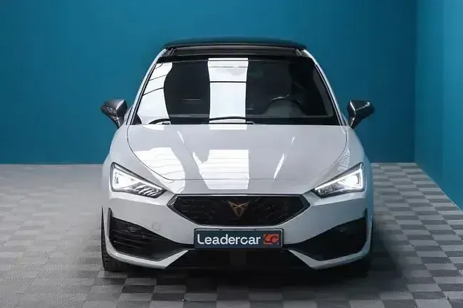 Usado Cupra Leon VZ 300 CV (220 kW) 2022 Blanco Utilitario